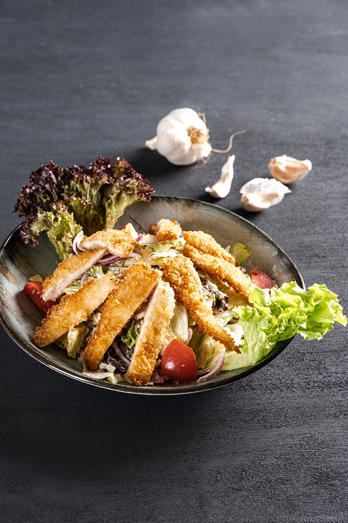 IZGARA TAVUK SALATA 300₺
